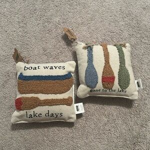 ✨NWT✨ Mud Pie Lake Decorative Pillows
